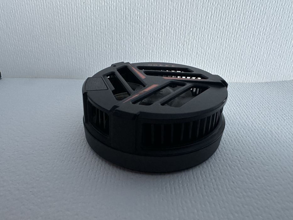 Cooler gaming cu magnet