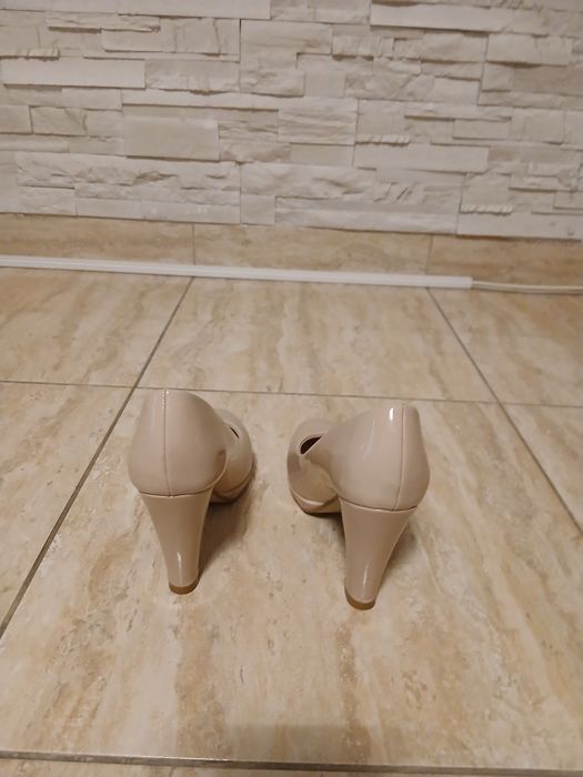 Pantofi dama culoarea crem