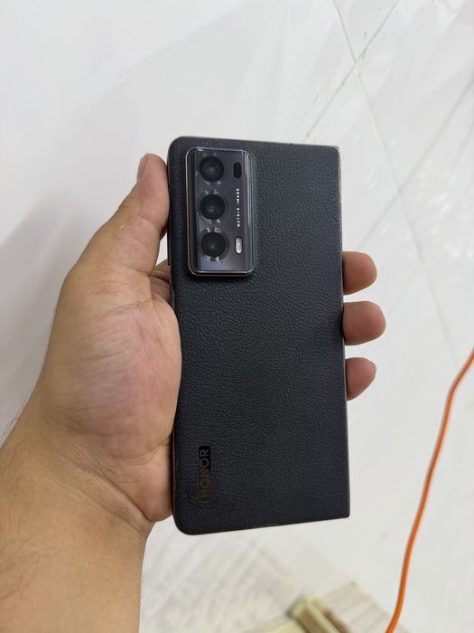 Honor Magic V2 512gb 16gb RAM