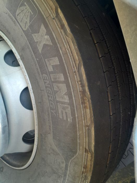 Vand cuplaj mega :  cap tractor volvo si semiremorca krone