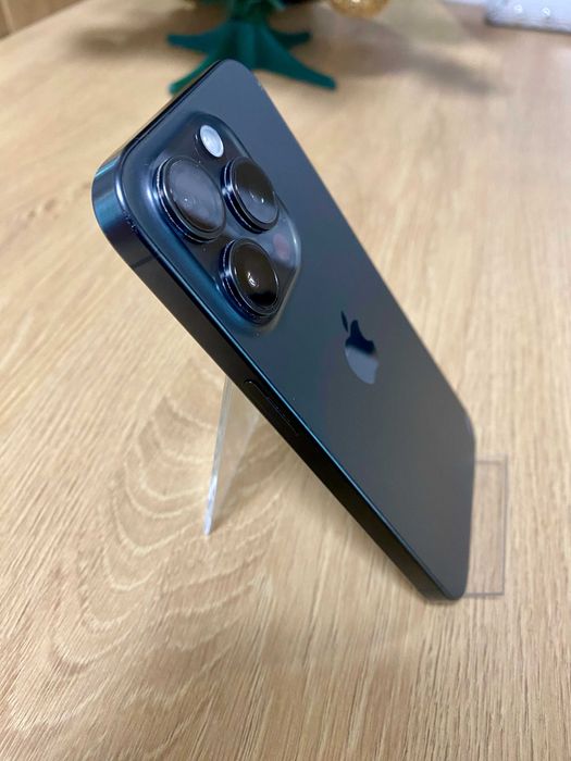 Apple iPhone 15 Pro, 512GB, 5G, Black Titanium
