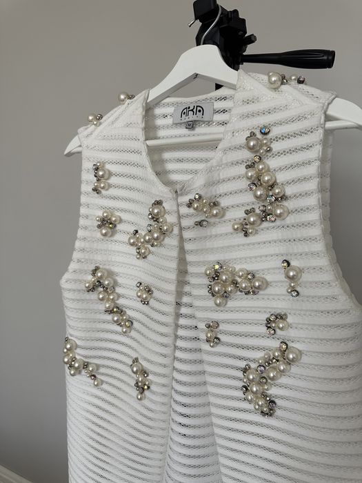 Жилетка с жемчугом