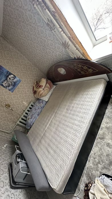 Продам Кровать 180*200