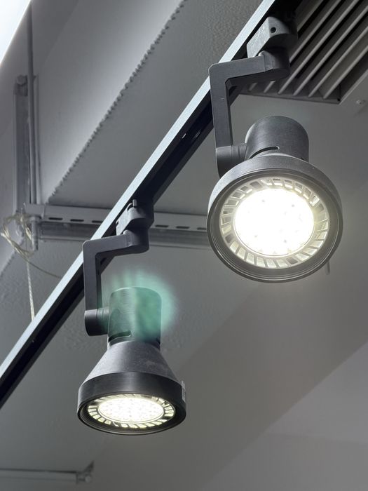 Трековые LED светильники для магазина