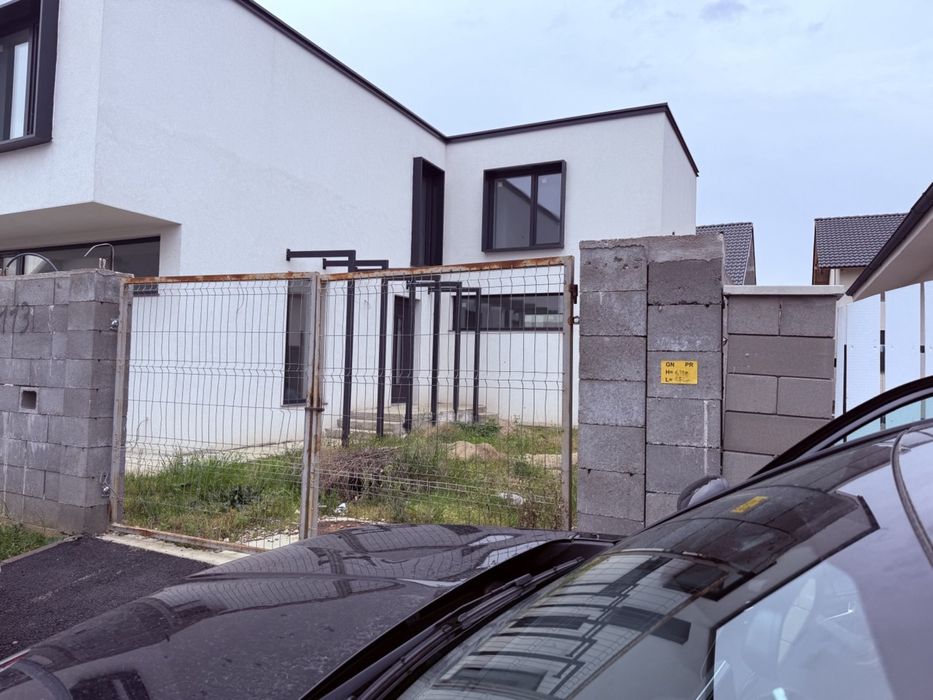 Casa de vanzare Cartierul Tineretului (teren inclus)