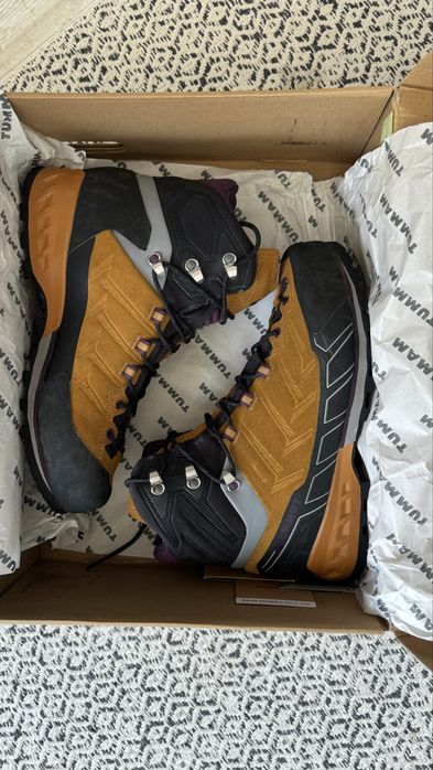 Туристически трисезонни обувки Mammut