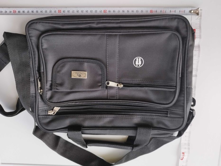 Работни чанти-нови.