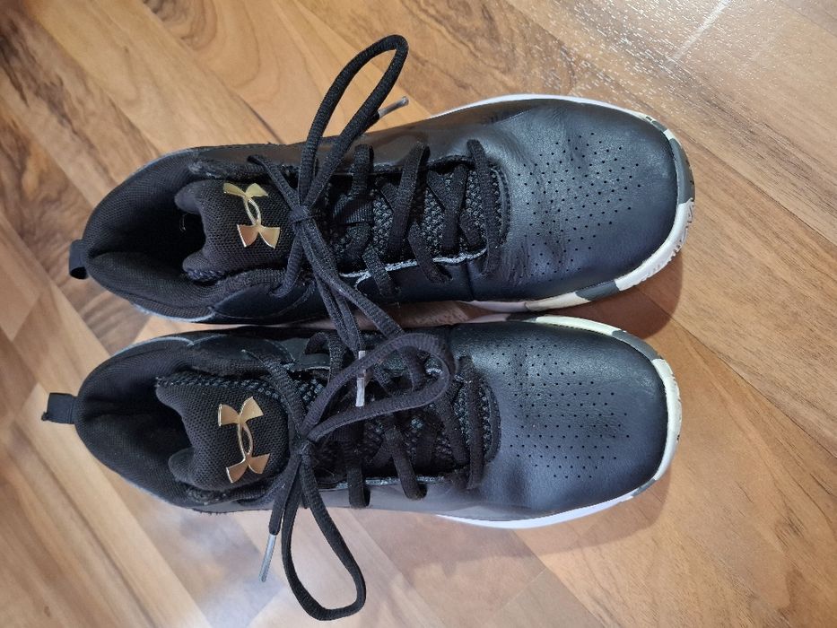 Ghete sport under armour