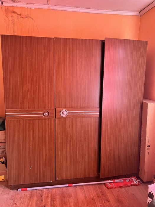 Срочно продаю бу мебель