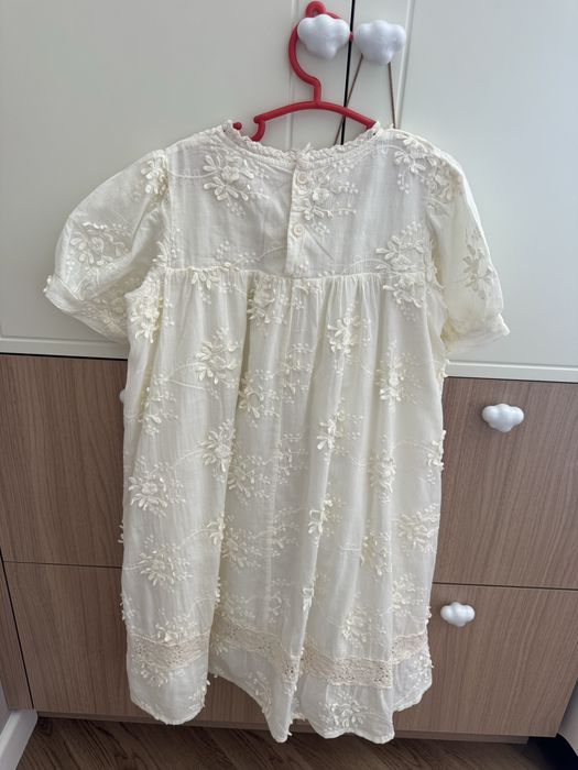 Продам платья для девочки