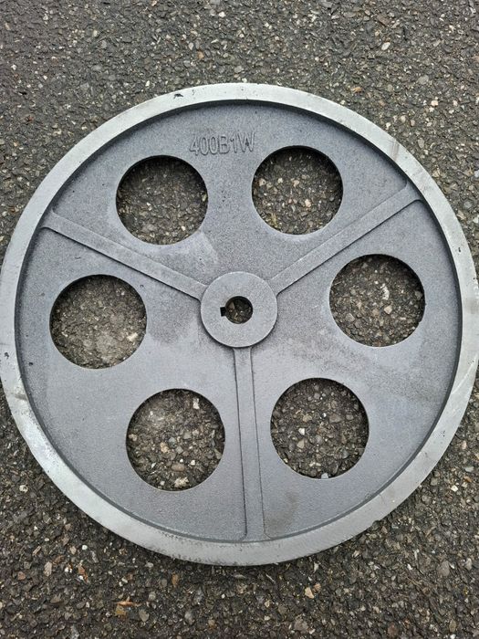 Fulie din fontă de 40 cm