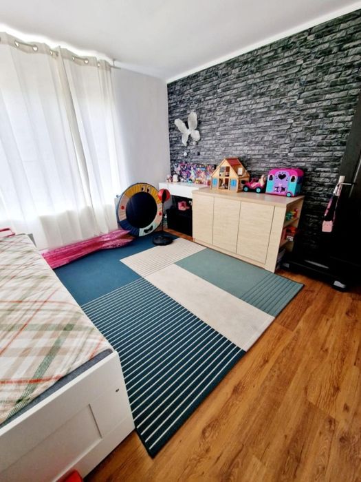Vand Apartament Floresti 64mp 3 camere