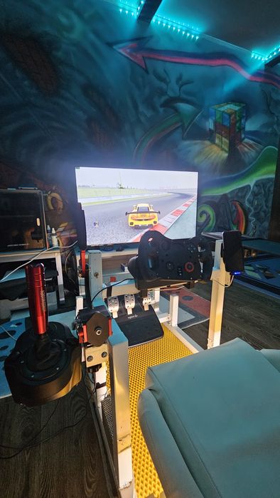 Кокпит для сим рейсинга на базе logitech g29