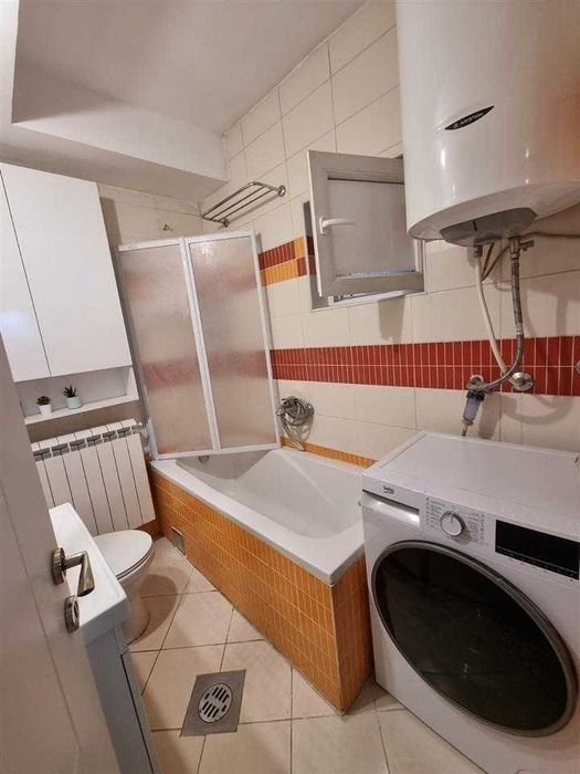 Дава се под наем Тристаен апартамент в Пловдив, Беломорски - 92 кв.м за 443.7 € - Снимка #9