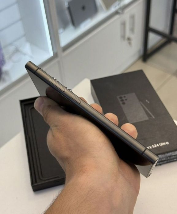 Samsung S24 Ultra, 12/512