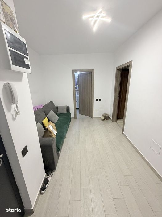 Decomandat, balcon închis, lift, mobilat/utilat,loc parcare