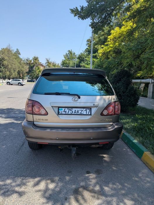 Продам Lexus rx 300