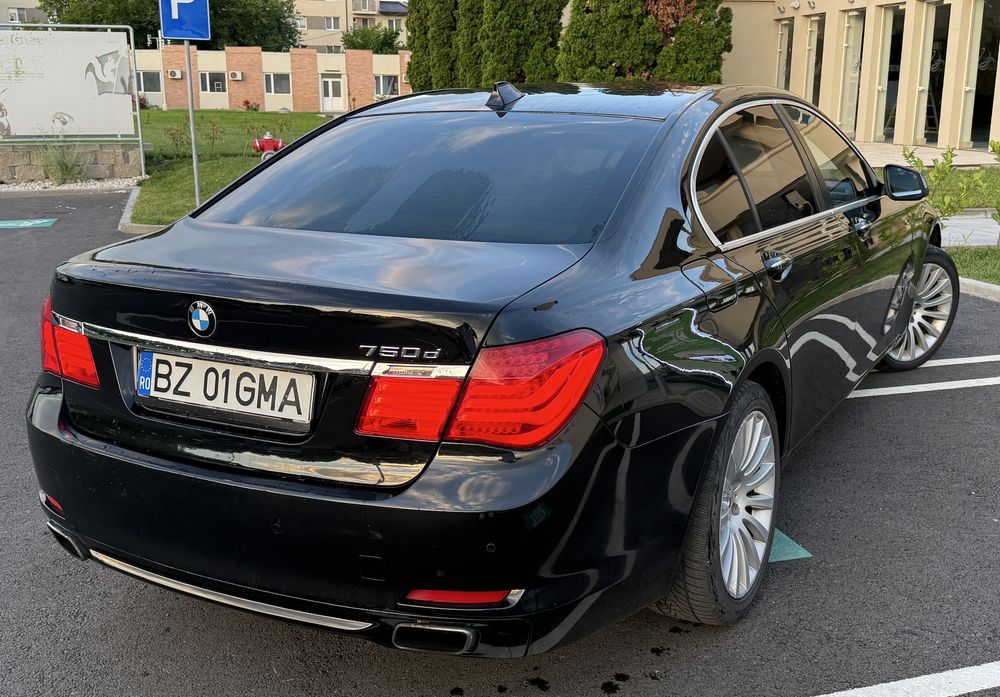 BMW 7 Series 2011 — imagine 4
