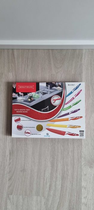 Set cutite Royalty Line