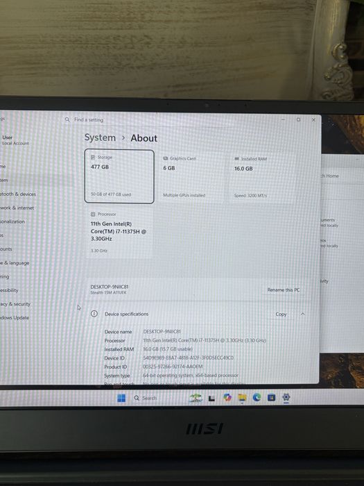 Laptop Msi Gaming• Procesor i7-11375H• RTX 3060• 144Hz