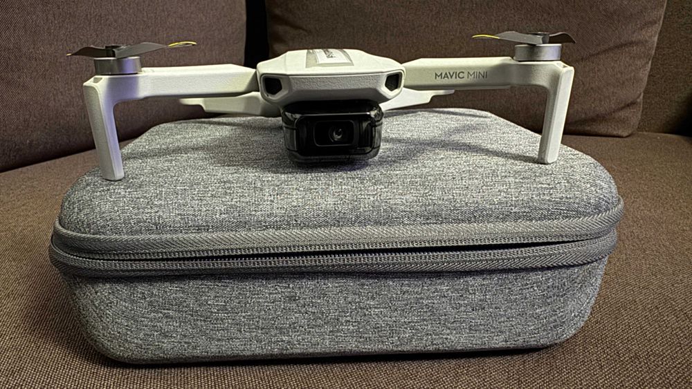 DJI Mavic Mini Fly More Combo si protectii pentru elice