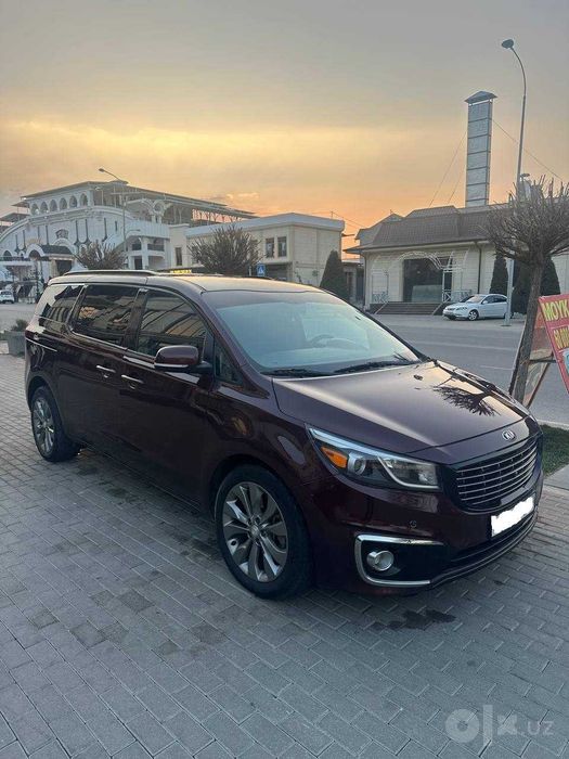 Kia Sedona sotiladi