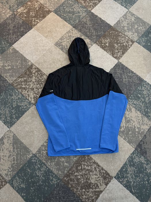 Мъжка ветровка Nike