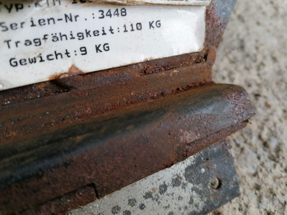 Treapta suplimentara microbuz cu balama.