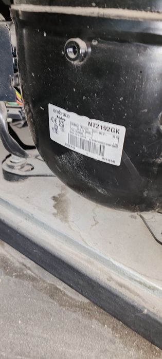 Xolodelnik. Gosht uchun perojni uchun veterina xolodelnik