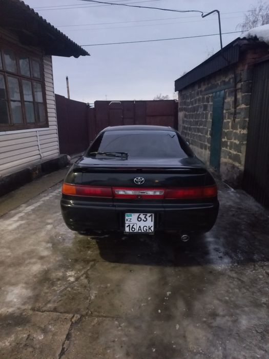 Продам тойоту Carina ED