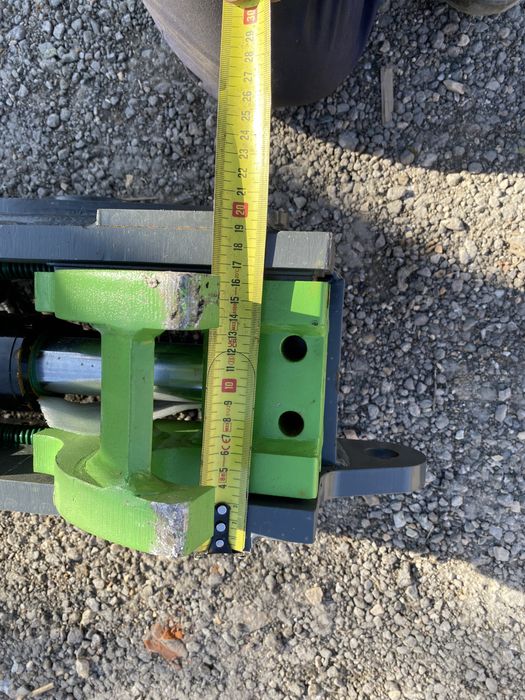 Бързосменник хидравличен НОВ!! за багер или комбиниран багер