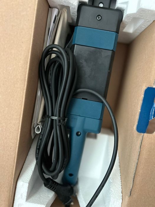 Slefuitor cu banda Bosch Professional GBS 75 AE