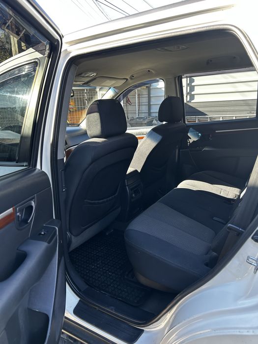Hyundai Santa Fe 2.2 CRDi (2008) vând sau schimb +- diferența