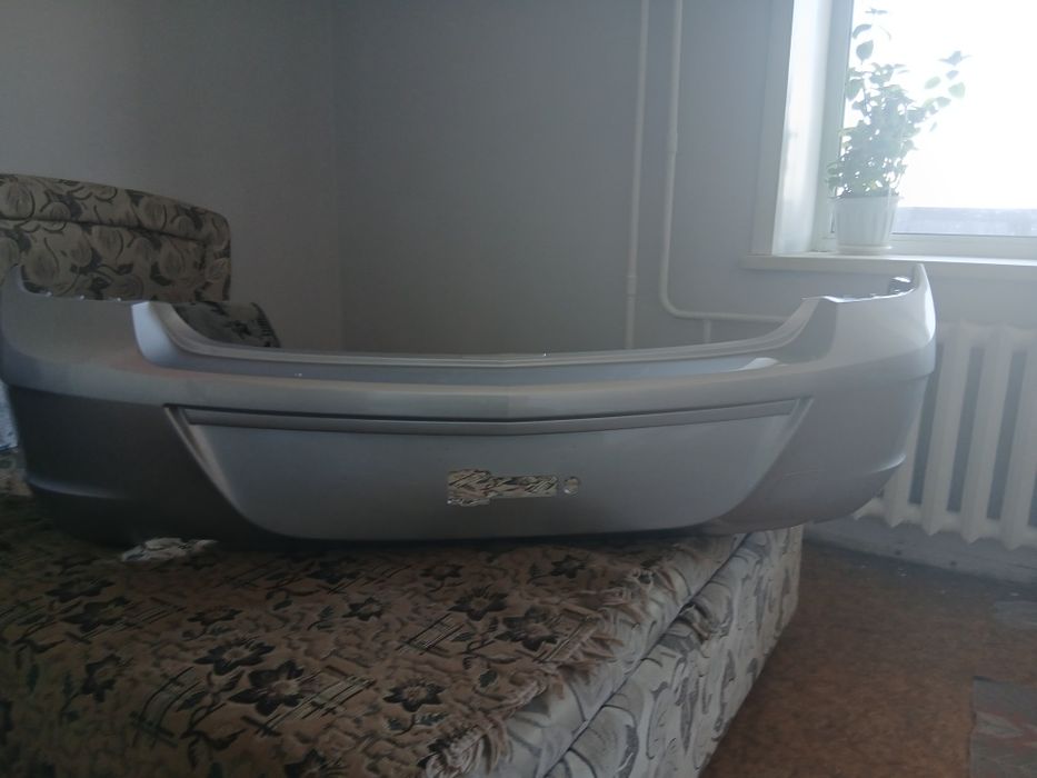 Продам бампер шевроле кольбат