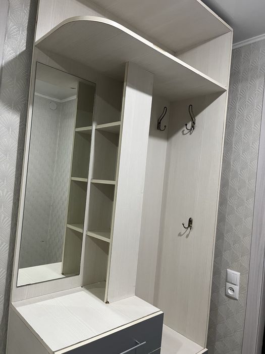 Продам б/у прихожая