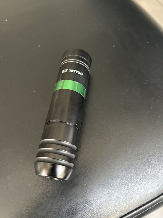 машина на марката Cheyenne модел Sol Nova Pen