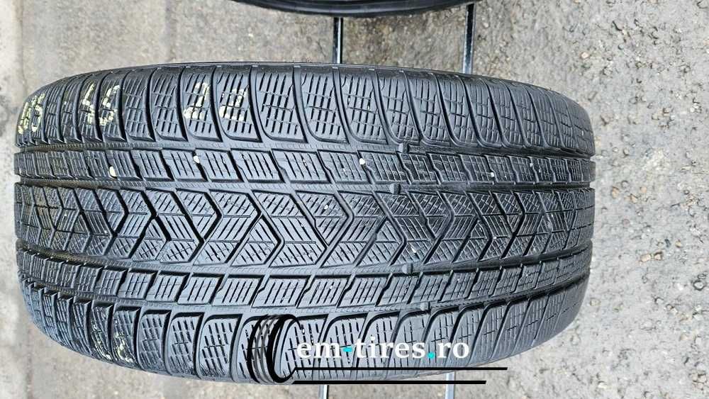 285/45 R22 • Iarna • Pirelli Scorpion Winter 114V | 1 buc | DOT 2022 | Pret/buc