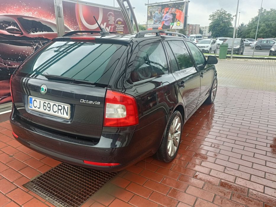 SKODA Octavia 2012 — imagine 4