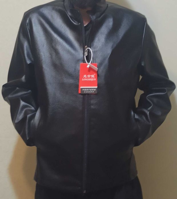 Продам, Новую, мужскую кожанную куртку.