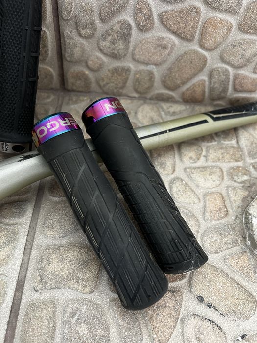 Manșoane Ergon GE1 Evo Factory, 110 g, oil slick bicicleta