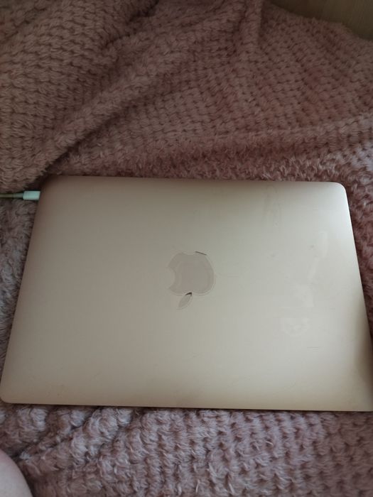 Macbook Air 13 M1 8GB RAM 256GB SSD