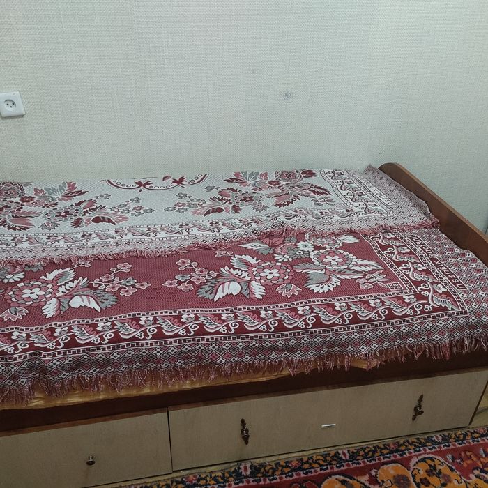 Продам шкаф и кровать