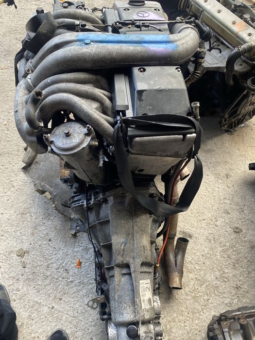 Двигатель  MERCEDES OM606