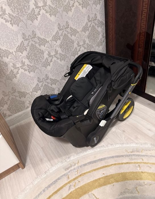 Продам коляску автокресла  2в1