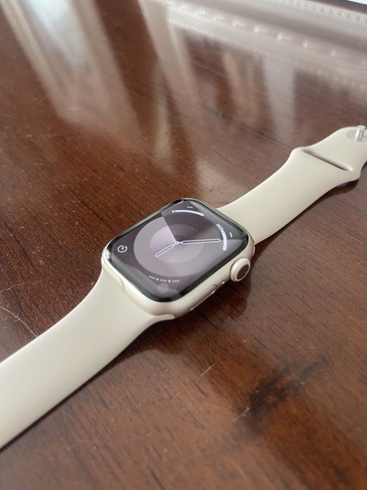 Продам apple watch 8 series 41 mm