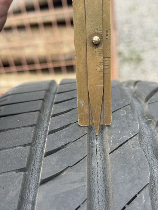 215/45/16 - Bridgestone