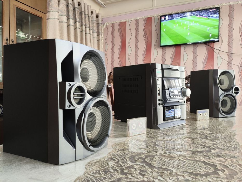 Malaysia SONY ideal holatda bass va ovoz supper