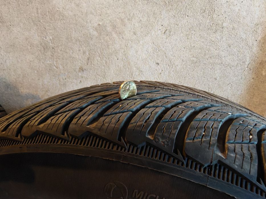 Зимни гуми Michelin Pilot 225 55 19, 103v. 4 броя