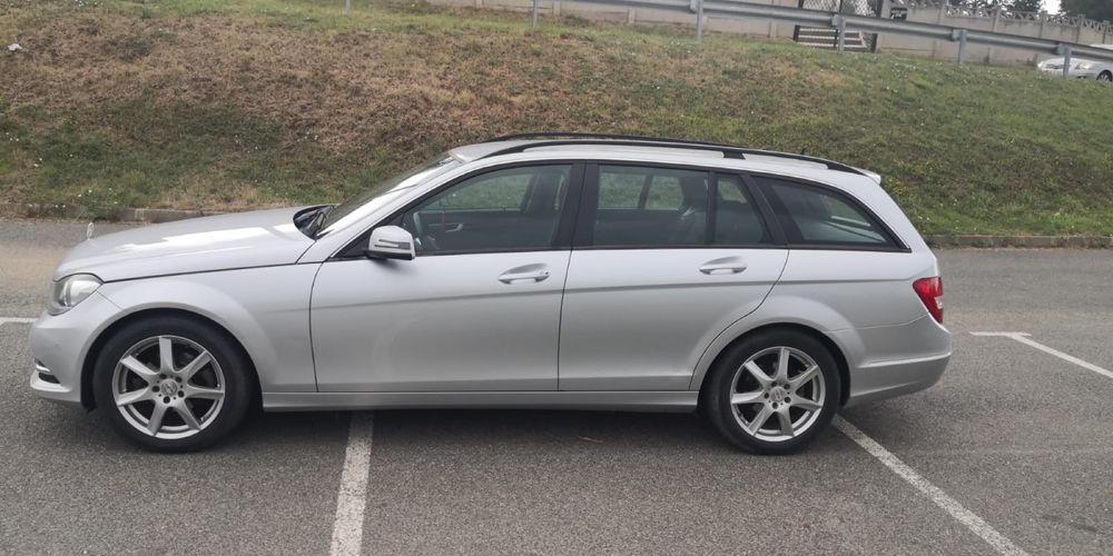 Vind Mercedes -Benz C  break inchidere centralizata  clima  senzori  p