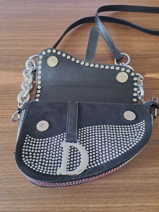 Дамска чантичка.